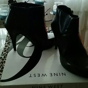Ankle boots